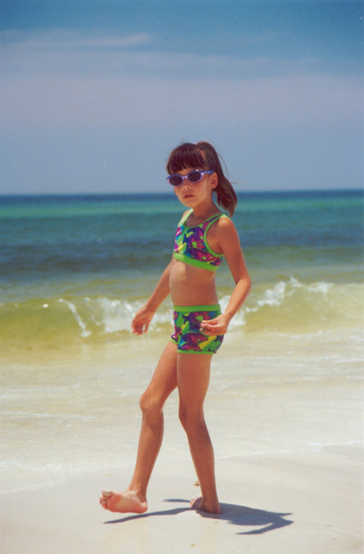 fl-2000---lindsey-walking-near-surf.jpg