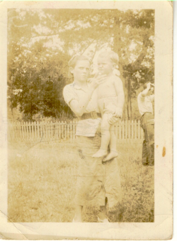 jessie-mae,-holding-e-j,-unknown-date.jpg