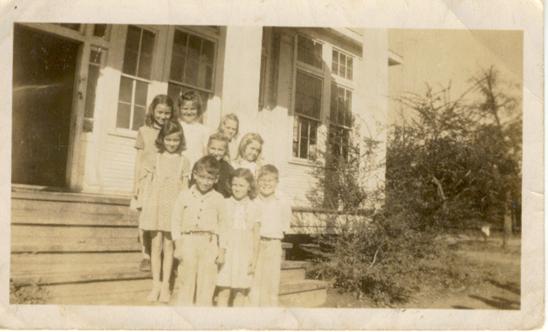 jo-ann,-group-photo,-st.-clair-school.jpg