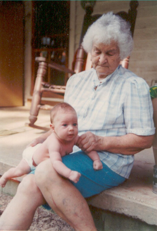 oma,-holding-christian-springer,-august-1992.jpg